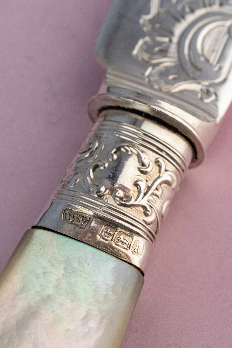 1902 Mother of Pearl and Sterling Cake Knife & Fork - Image 20
