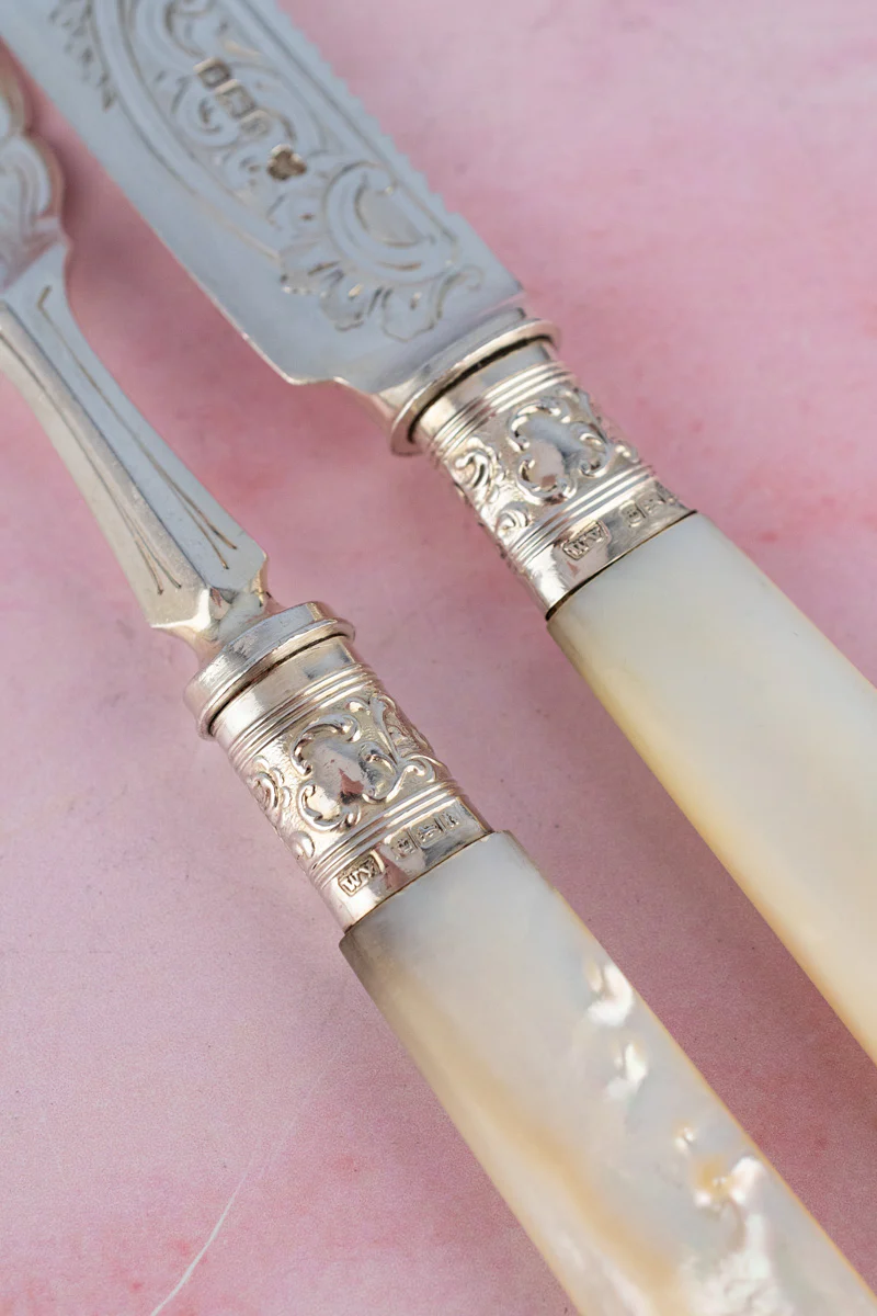1902 Mother of Pearl and Sterling Cake Knife & Fork - Image 5