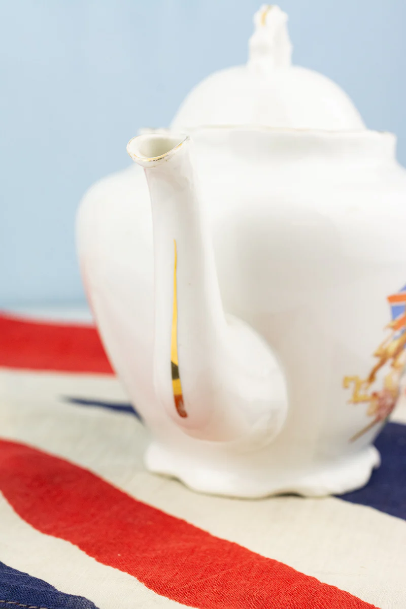 Antique Edward VII and Queen Alexandra 1902 Coronation Teapot - Image 10