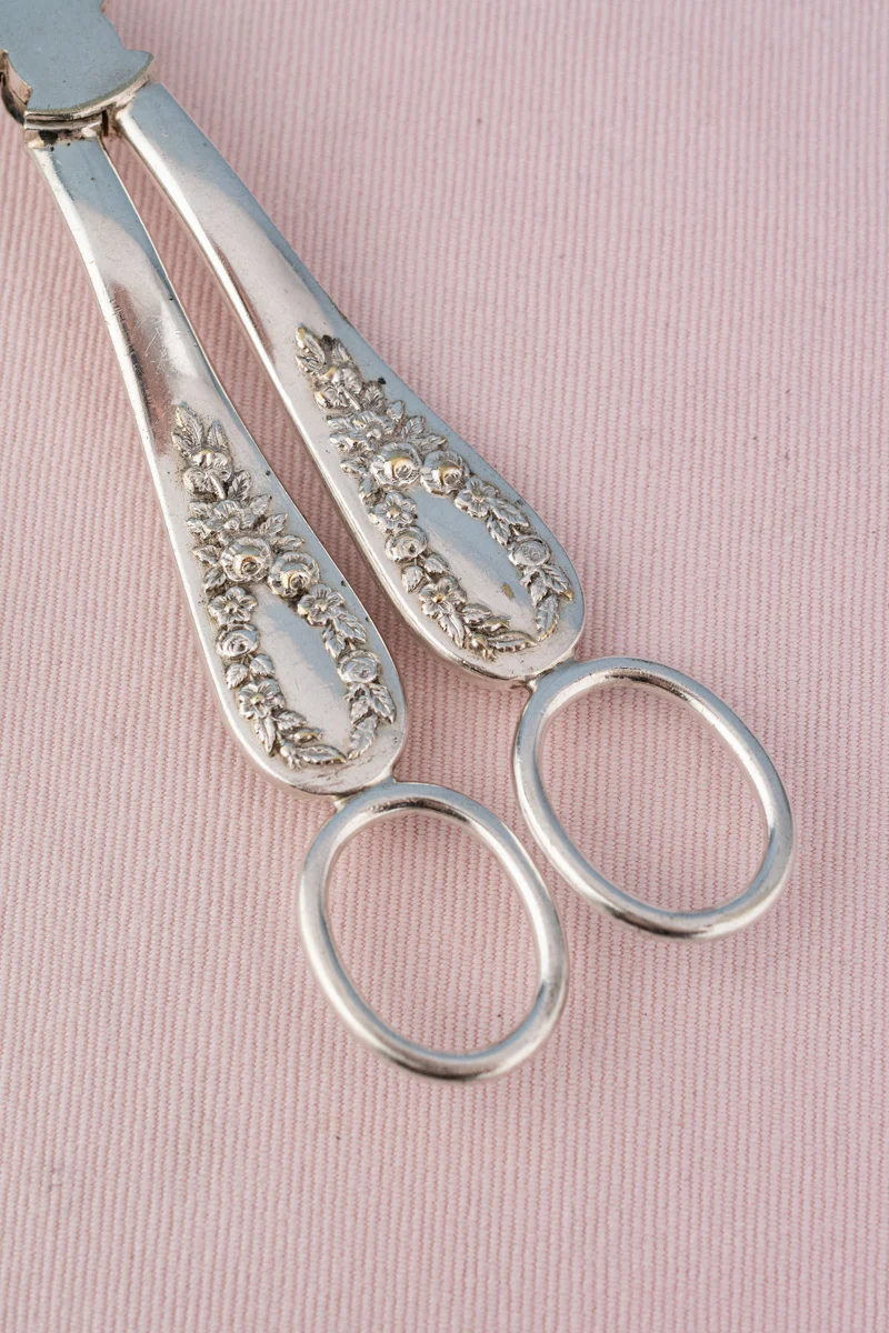 Antique English Silverplate Grape Shears - Image 12