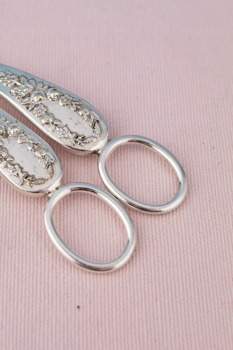 Antique English Silverplate Grape Shears - Image 7