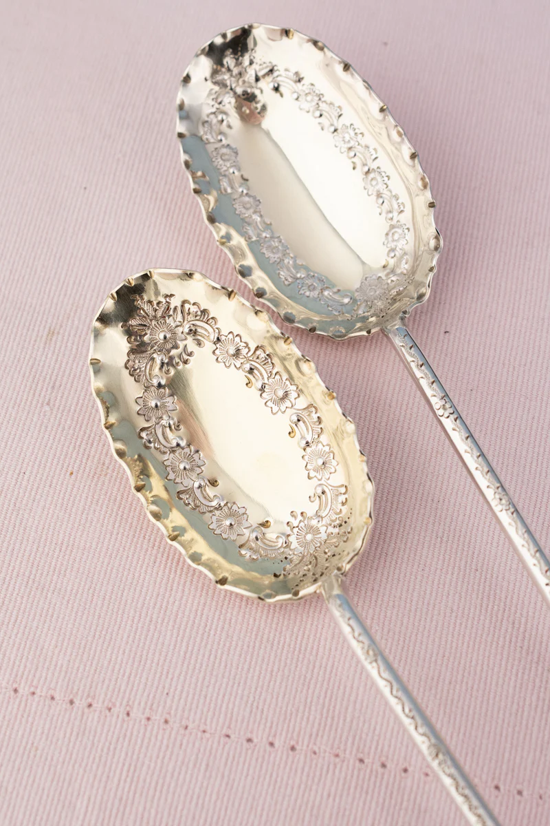 Antique Silverplate & Mother of Pearl 7-piece Fruit Service with Grape Shears, Nutcrackers and Picks - Image 15