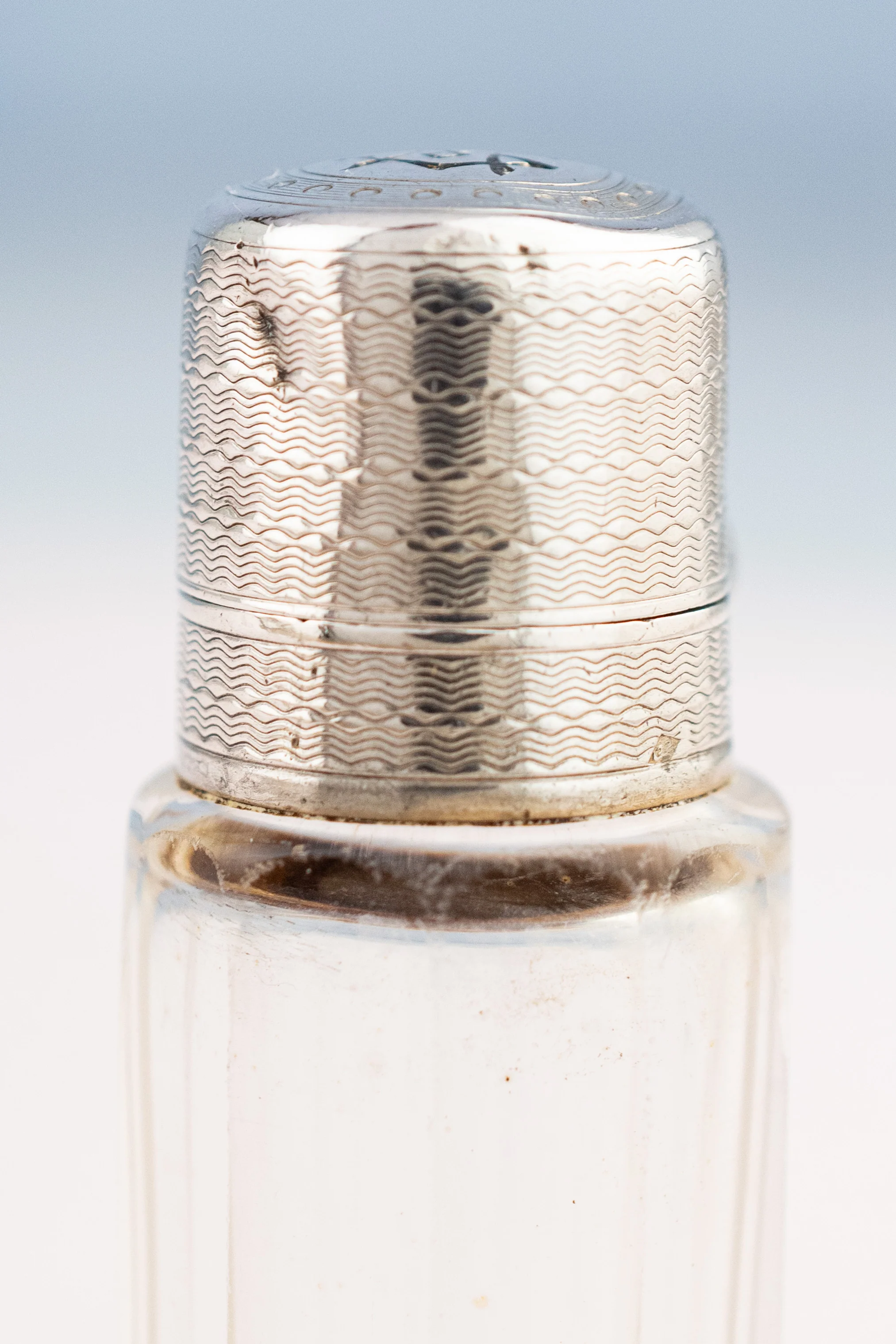 Antique French Sterling and Glass Petite Bottle - Image 4