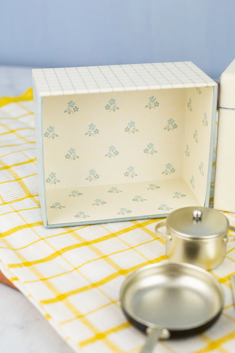 Danish Miniature Stovetop Cooking Set - Image 13