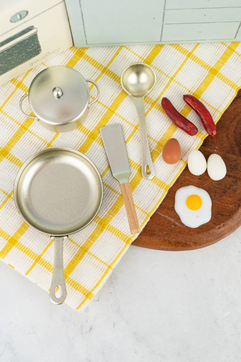 Danish Miniature Stovetop Cooking Set - Image 5