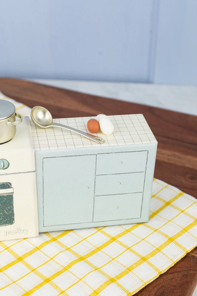 Danish Miniature Stovetop Cooking Set - Image 6