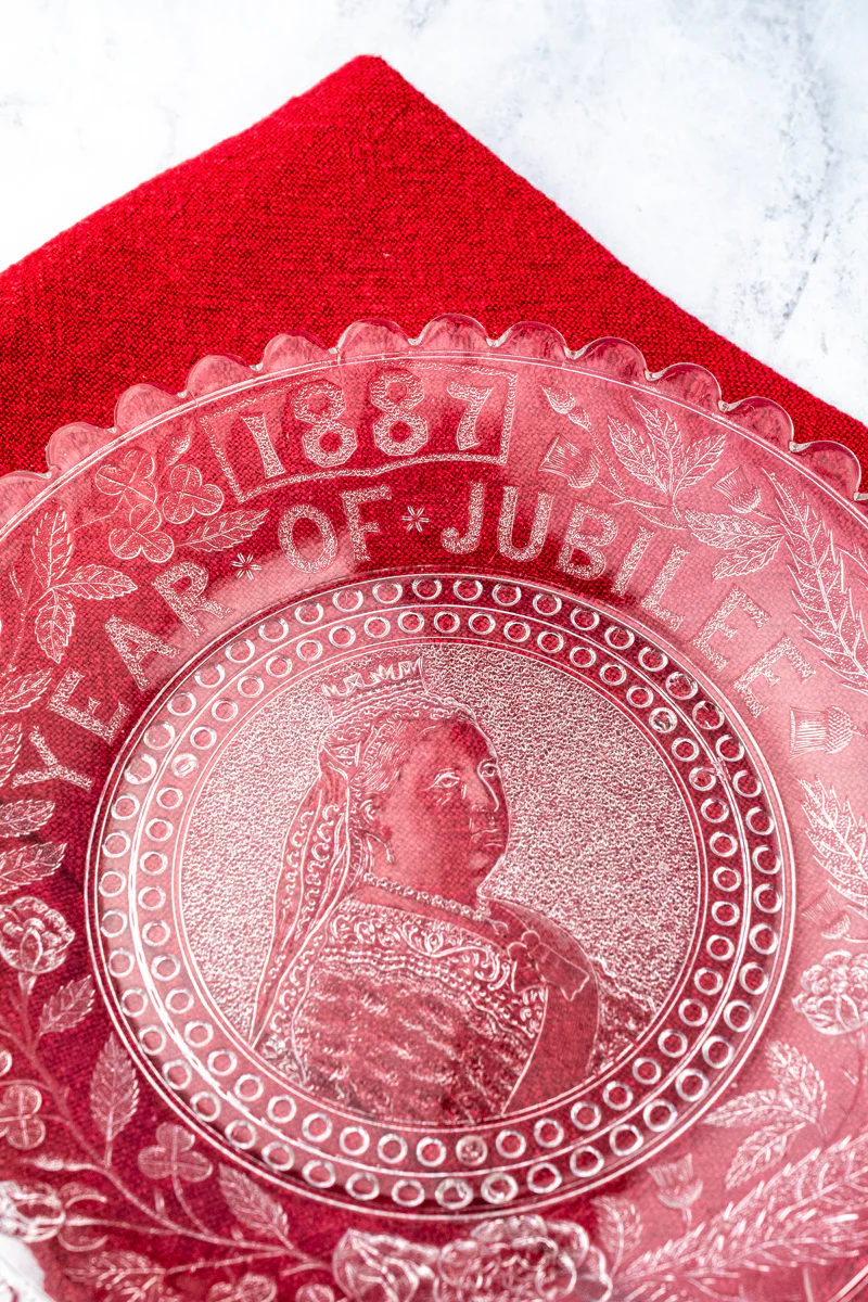 Queen Victoria 1887 Golden Jubilee Glass Portrait Plate - Image 3
