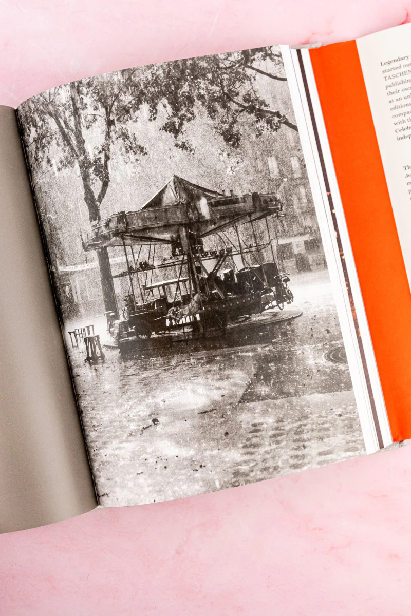 Robert Doisneau Paris Book - Image 12