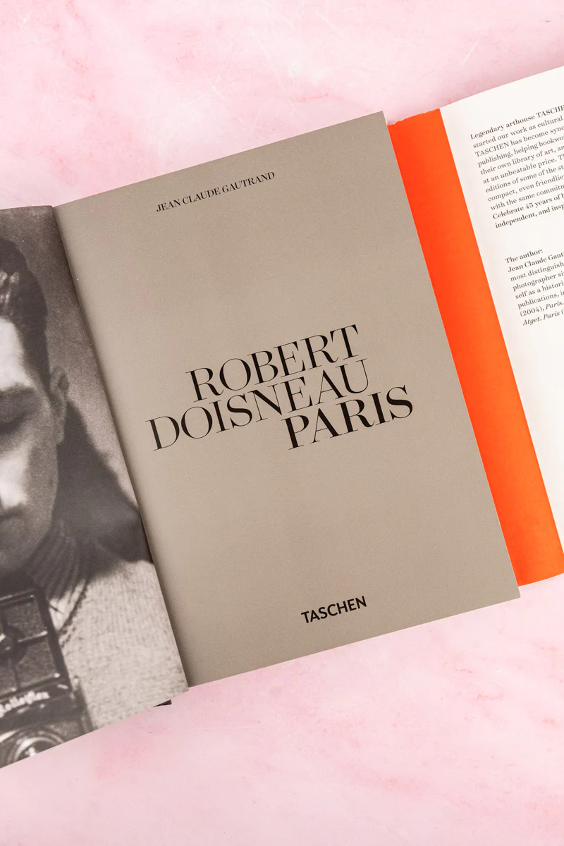 Robert Doisneau Paris Book - Image 5
