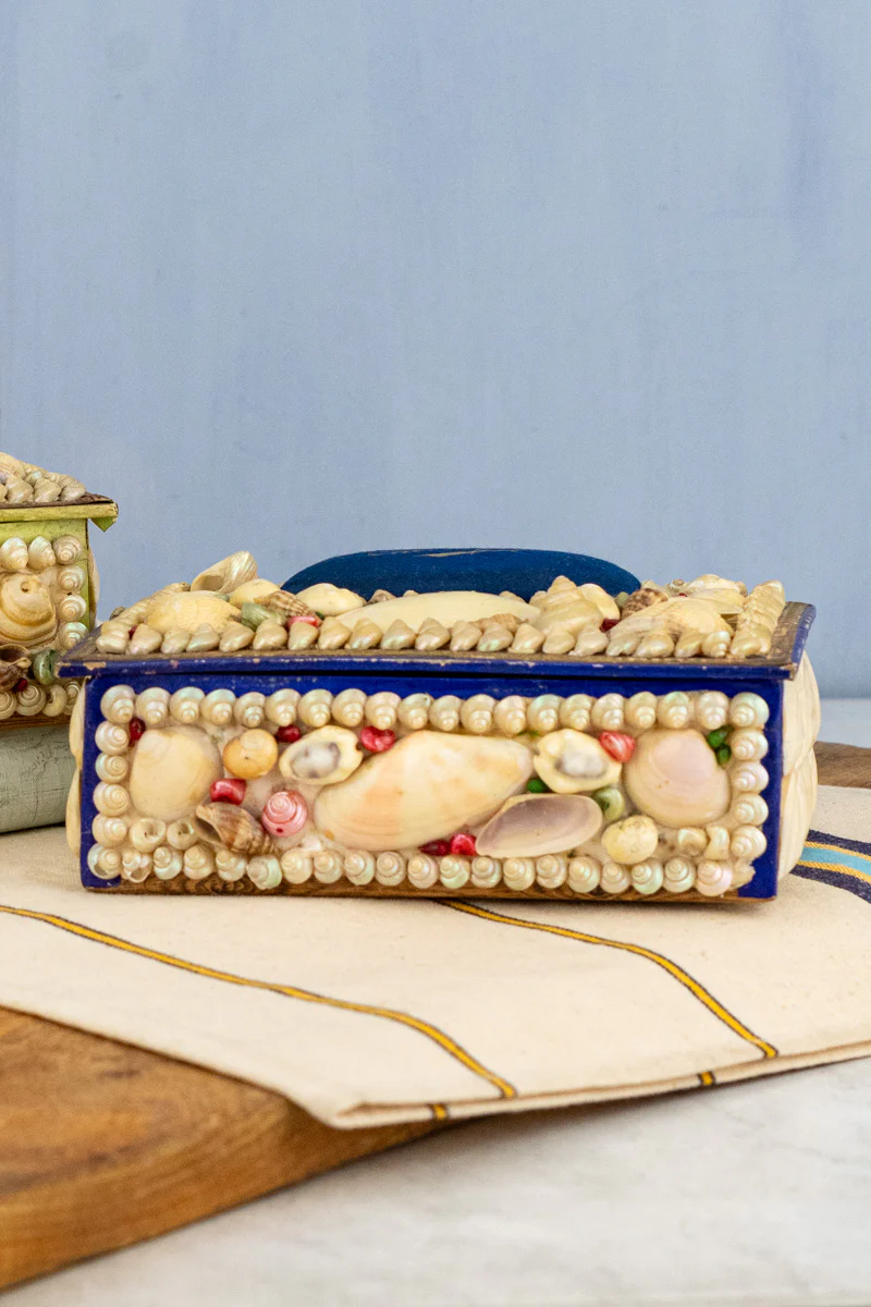 Vintage French Cherbourg Shell Box - Image 3