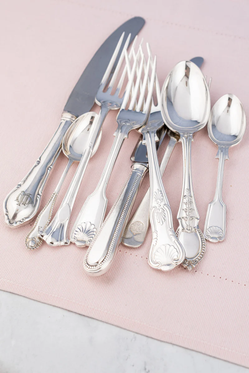 Vintage Silverplate Hotel Flatware - 5 Piece Placesetting - Image 4